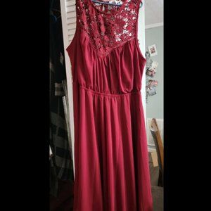 Soprano dress NWT